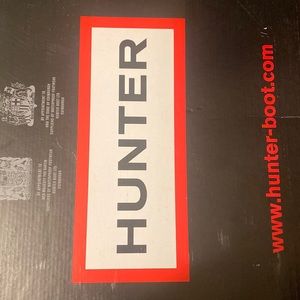 Womens original tall black hunter boots. Size 11.